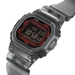 Casio G-Shock DWB5600G-1 -Rogue Fitness Shop GS0003 WEB4 e0agfc