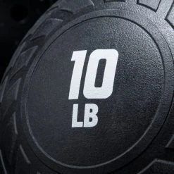 Rogue Fitness Rogue Rubber Medicine Ball 9 Rogue Fitness Rogue Rubber Medicine Ball -Rogue Fitness Shop IP0189 WEB1 i6cnp8