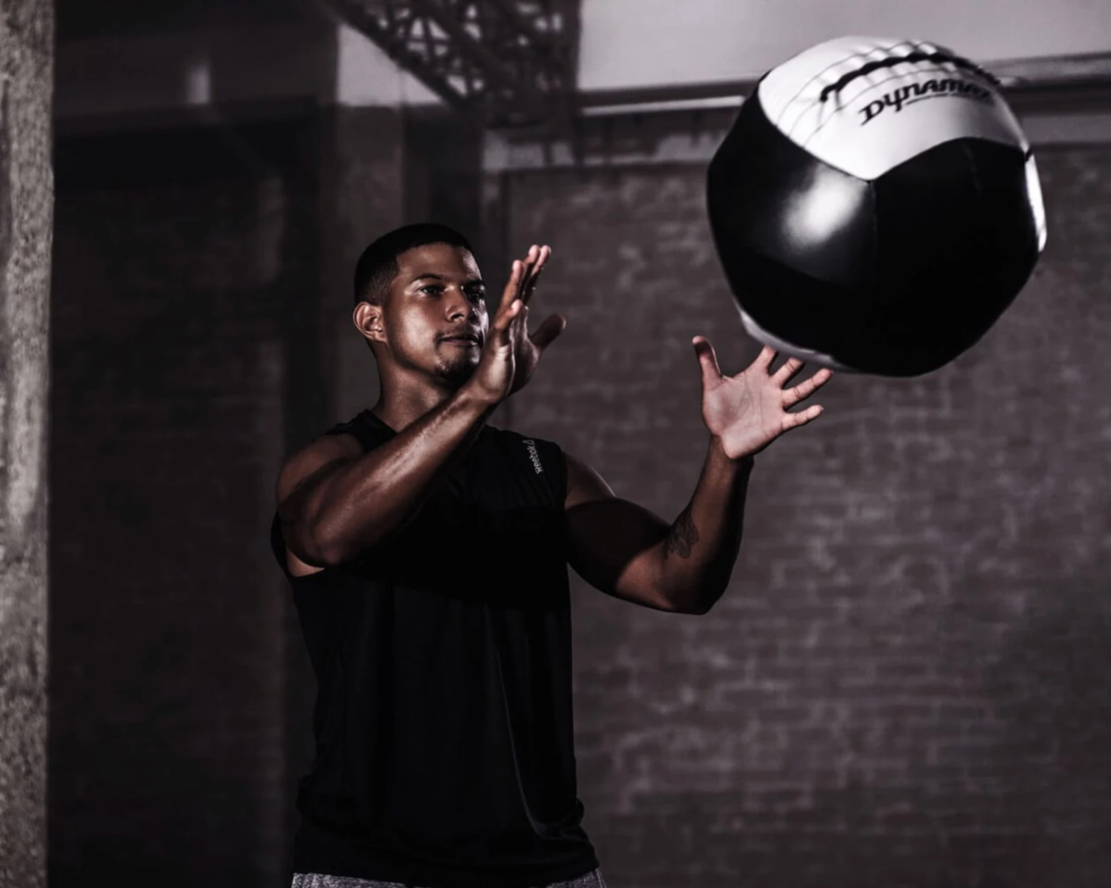 Dynamax Medicine Balls 5 Dynamax Medicine Balls - Image 3