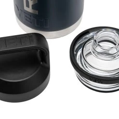 YETI Bottle - 26oz Duracoat - Chug Cap -Rogue Fitness Shop YT0055 WEB2 qzezxe